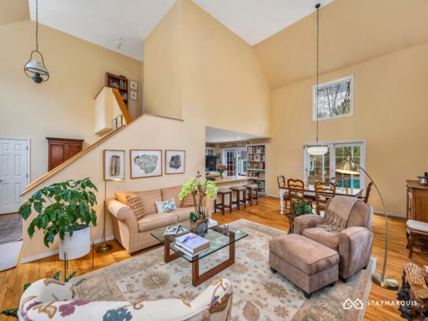 Hamptons Home 1020862