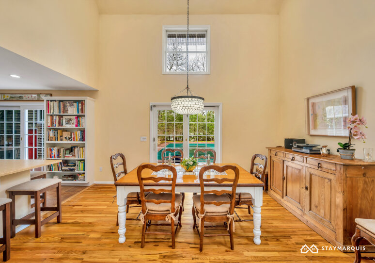 Hamptons Home 1020862