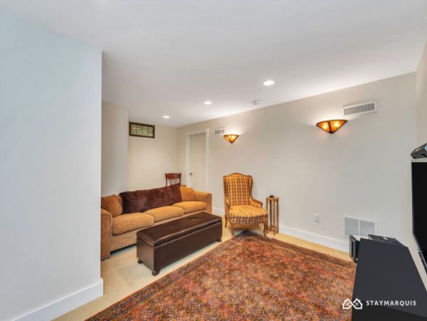 Hamptons Home 1020862