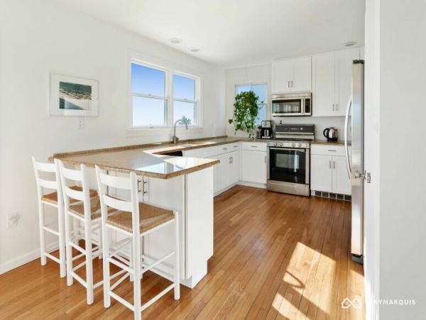 Hamptons Home 1020863