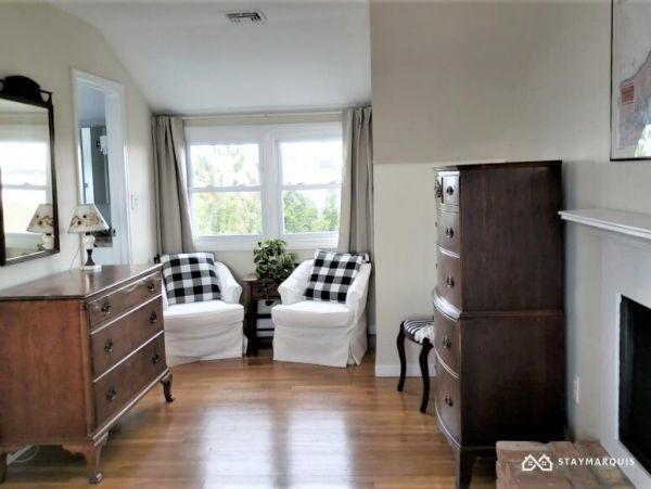 Hamptons Home 1020863