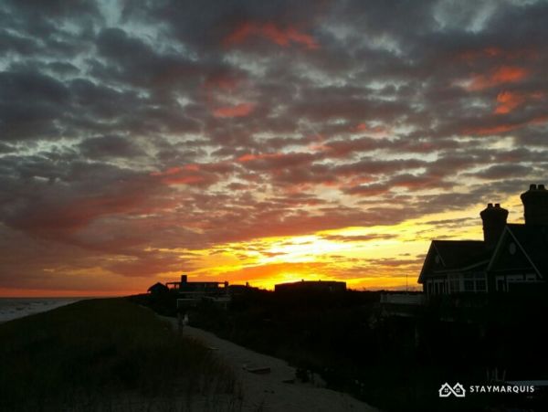 Hamptons Home 1020863