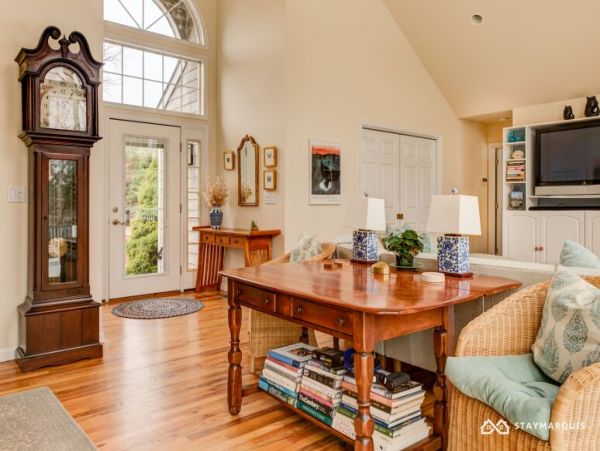 Hamptons Home 1020864