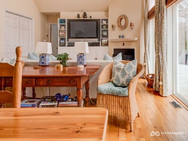 Hamptons Home 1020864