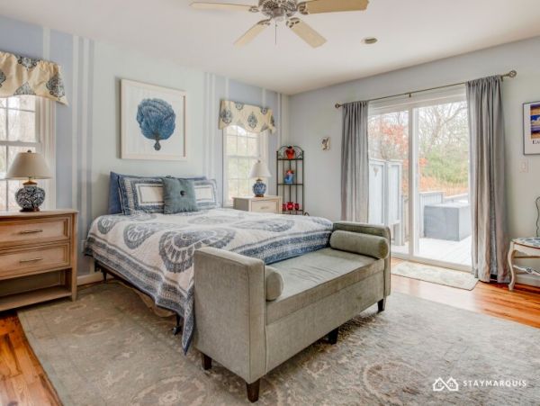 Hamptons Home 1020864