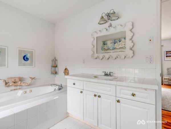 Hamptons Home 1020864