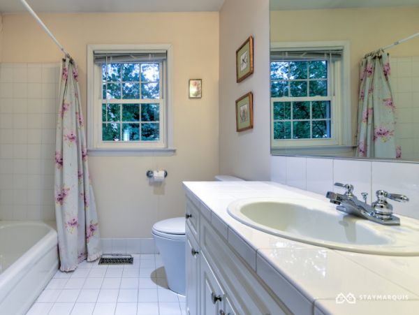 Hamptons Home 1020864
