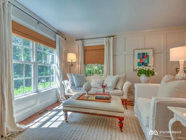 Hamptons Home 1020865