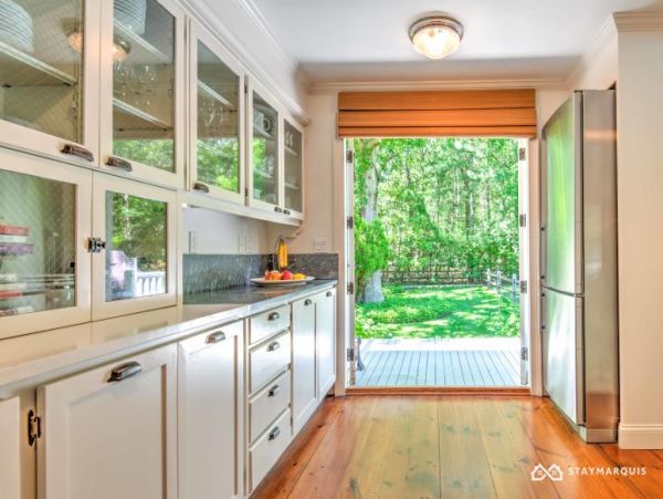 Hamptons Home 1020865