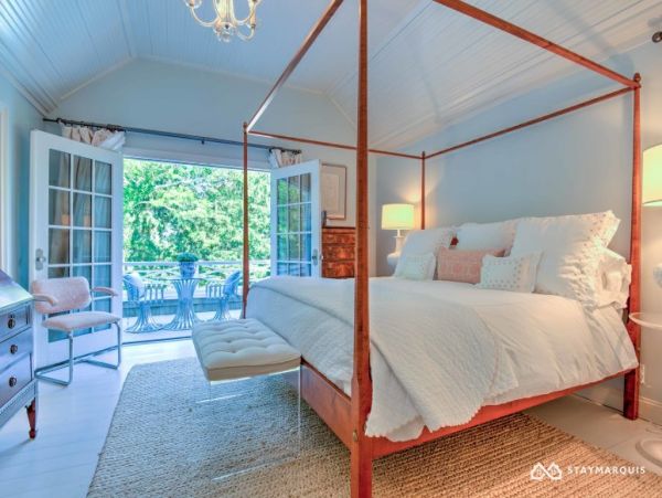 Hamptons Home 1020865