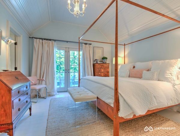 Hamptons Home 1020865