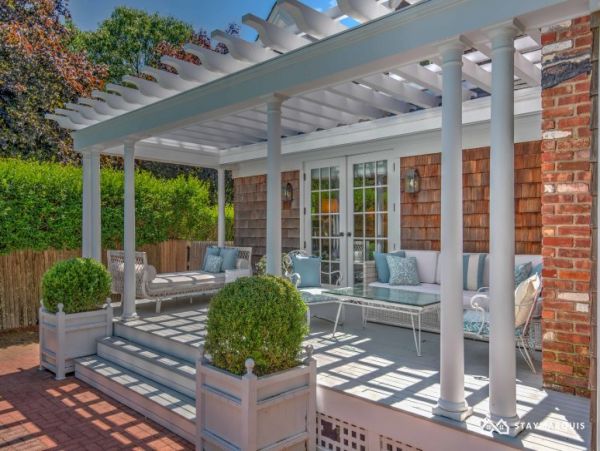 Hamptons Home 1020865
