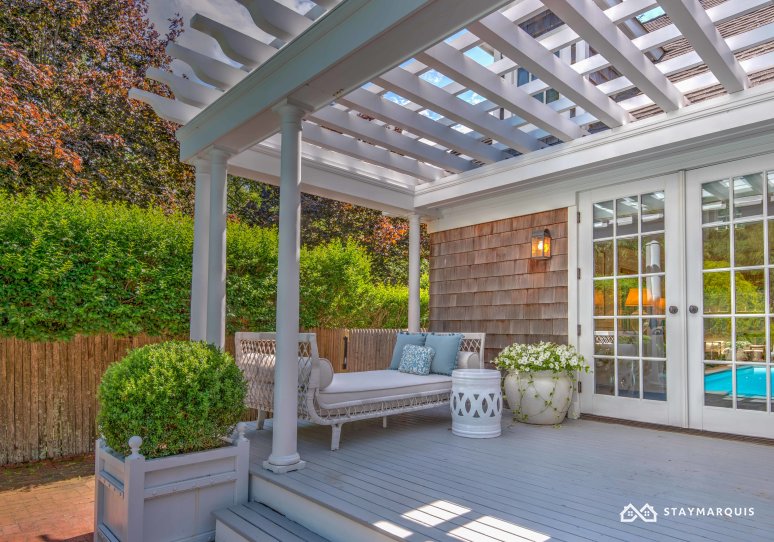 Hamptons Home 1020865