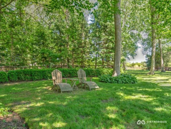 Hamptons Home 1020865