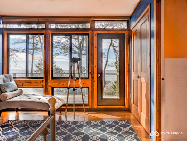 Hamptons Home 1020866