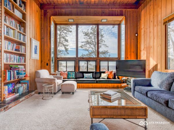 Hamptons Home 1020866