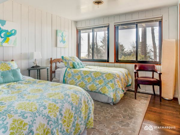Hamptons Home 1020866