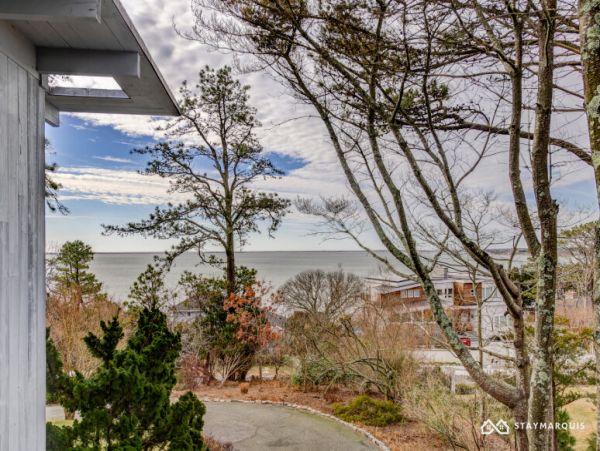 Hamptons Home 1020866