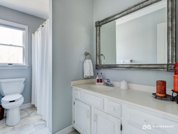 Hamptons Home 1020867