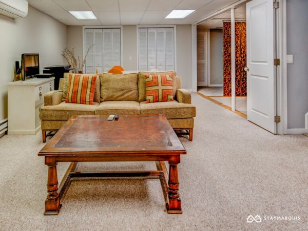 Hamptons Home 1020867