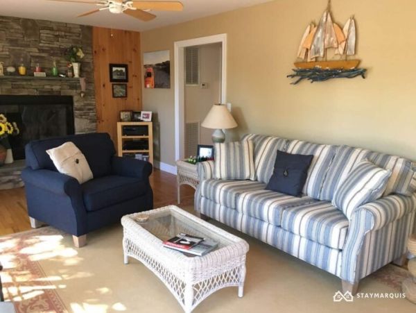 Hamptons Home 1020868