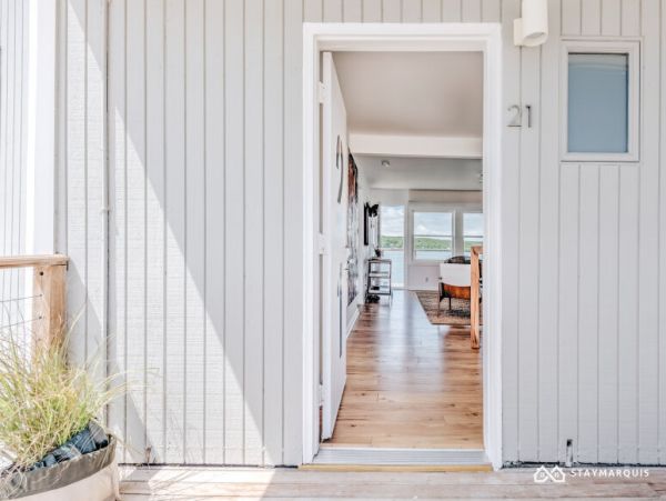 Hamptons Home 1020869