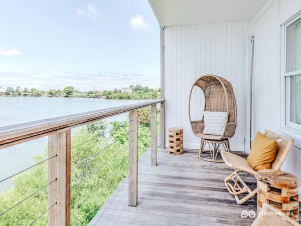 Hamptons Home 1020869