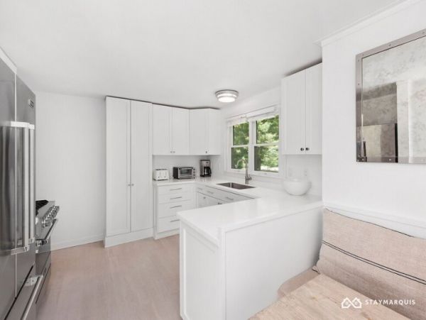 Hamptons Home 1020870