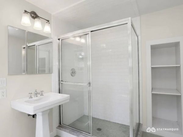 Hamptons Home 1020870