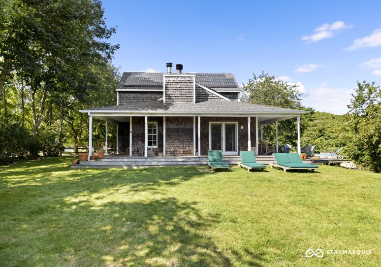 Hamptons Home 1020872