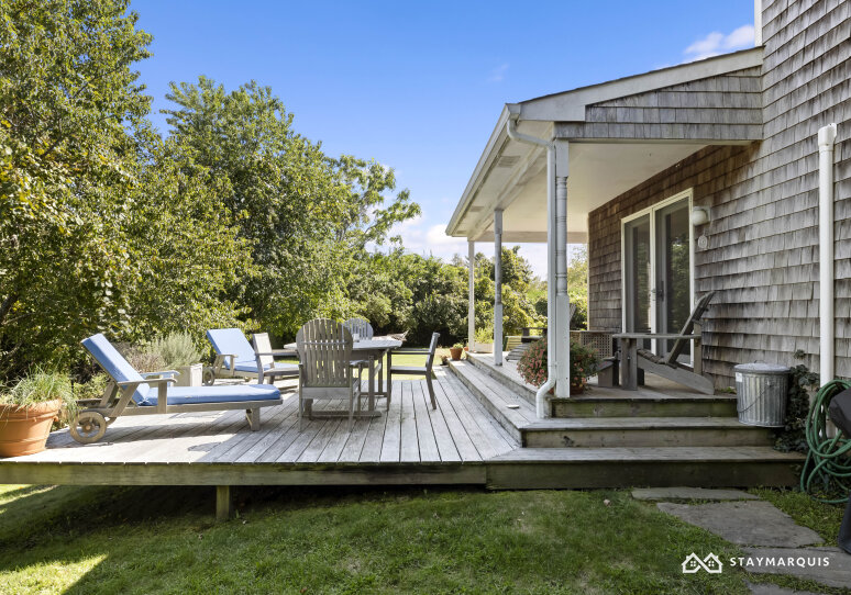 Hamptons Home 1020872