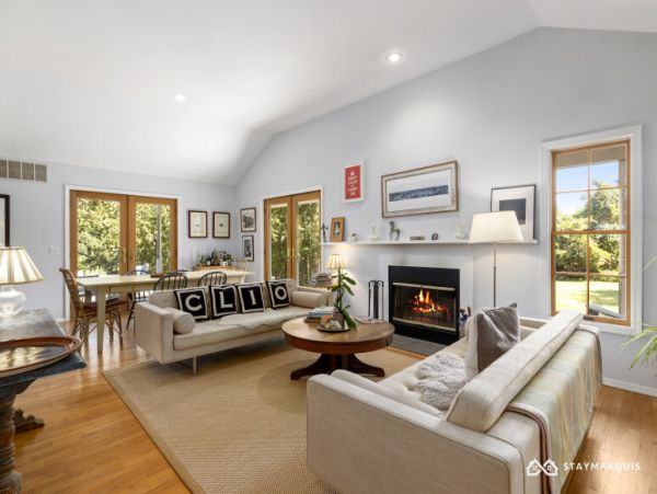 Hamptons Home 1020872