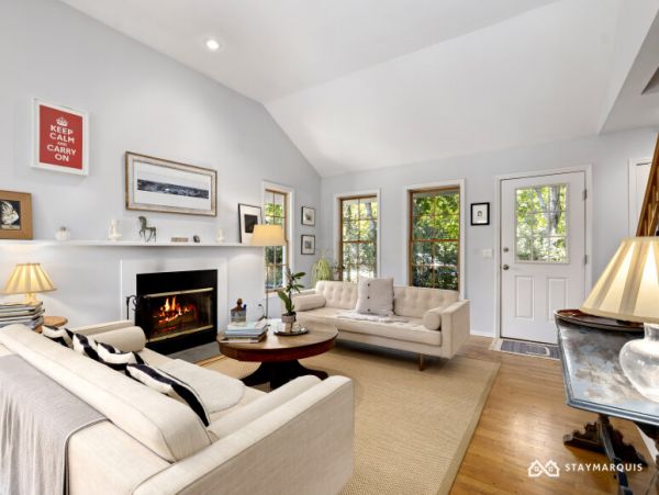 Hamptons Home 1020872
