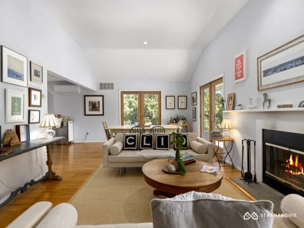 Hamptons Home 1020872