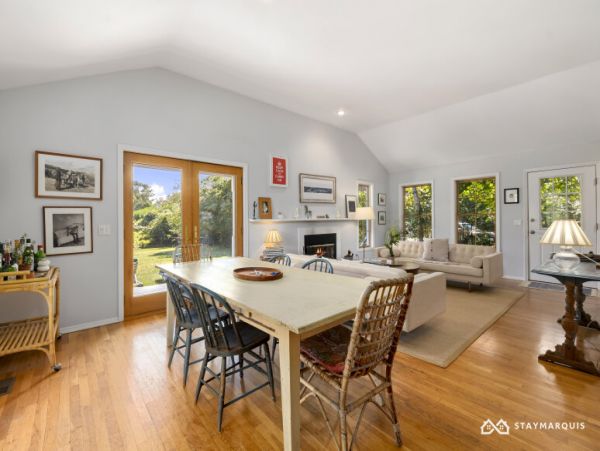 Hamptons Home 1020872