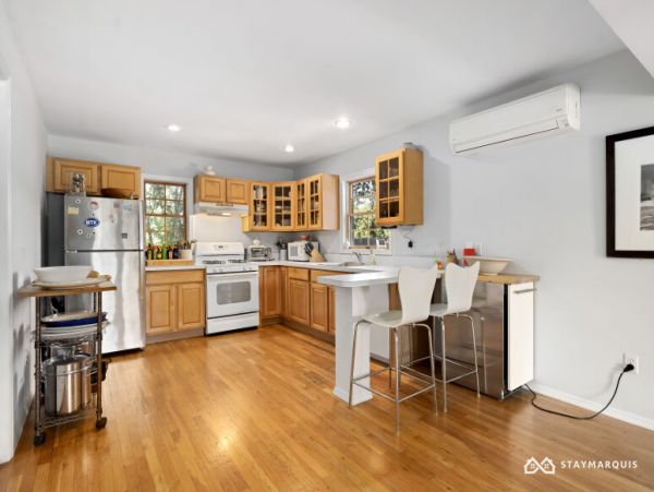 Hamptons Home 1020872