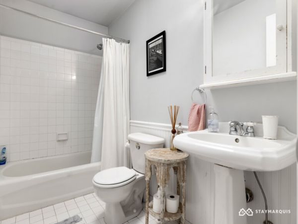 Hamptons Home 1020872