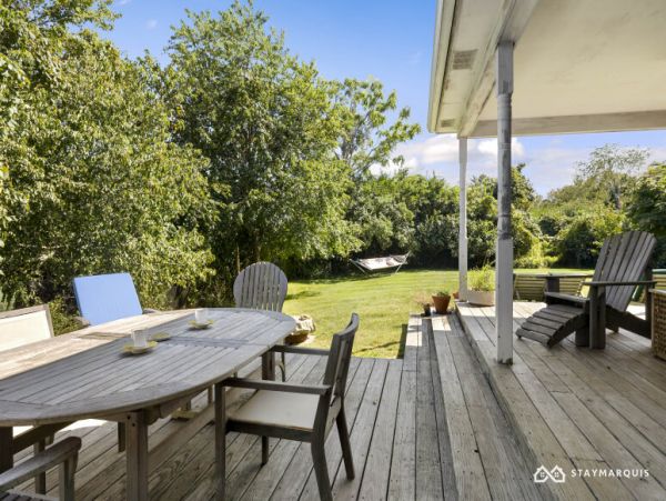 Hamptons Home 1020872