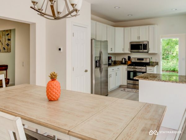 Hamptons Home 1020874