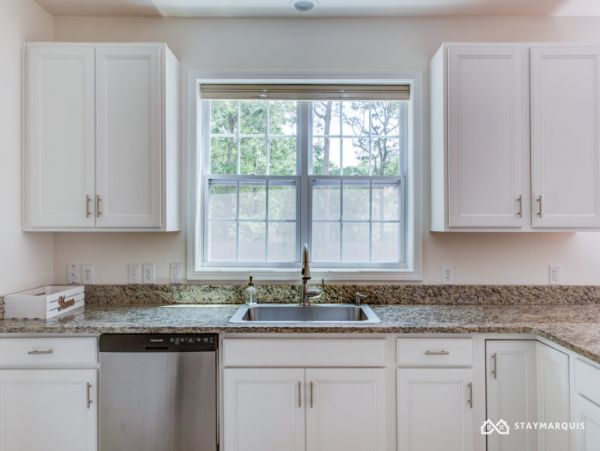 Hamptons Home 1020874
