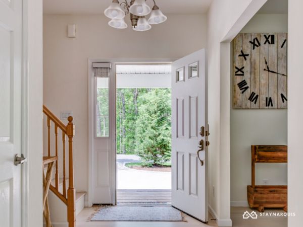 Hamptons Home 1020874