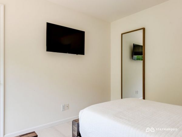 Hamptons Home 1020874