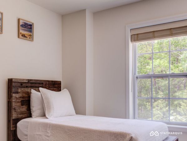 Hamptons Home 1020874