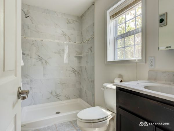 Hamptons Home 1020874