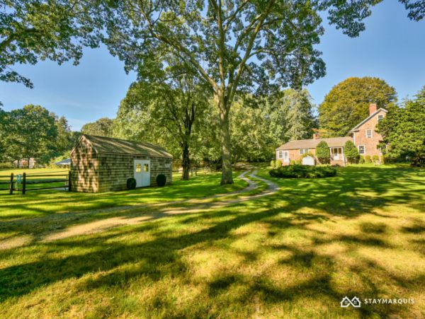 Hamptons Home 1020875