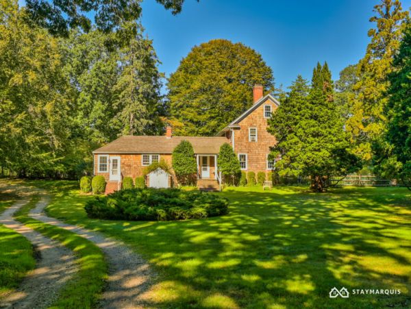 Hamptons Home 1020875