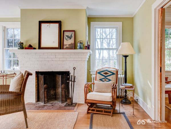 Hamptons Home 1020875