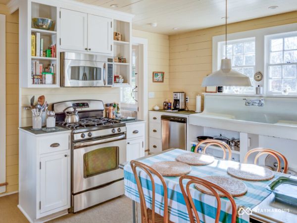 Hamptons Home 1020875