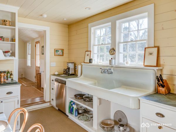 Hamptons Home 1020875