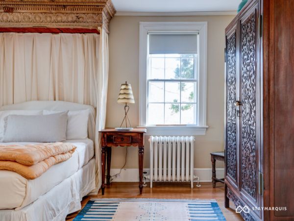 Hamptons Home 1020875